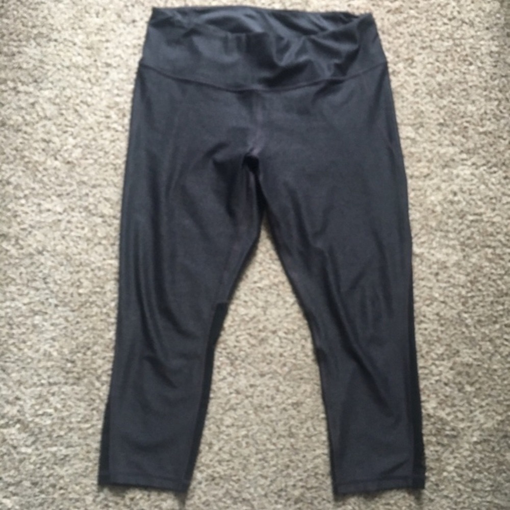 Zella crop mesh leggings